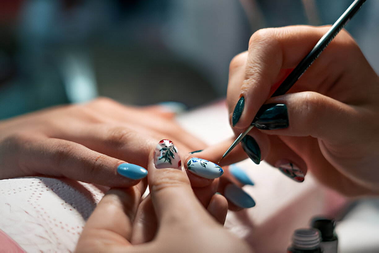 Nail art salon