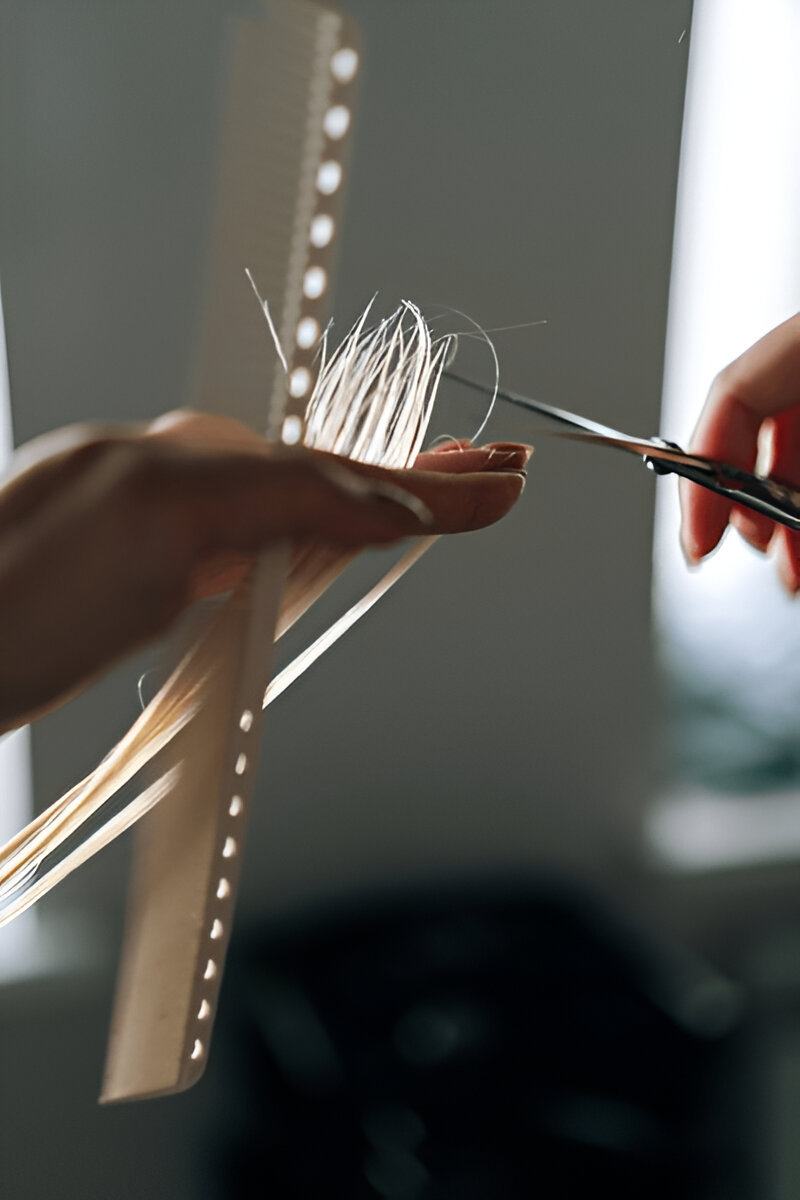 femal haircut salon at dadar