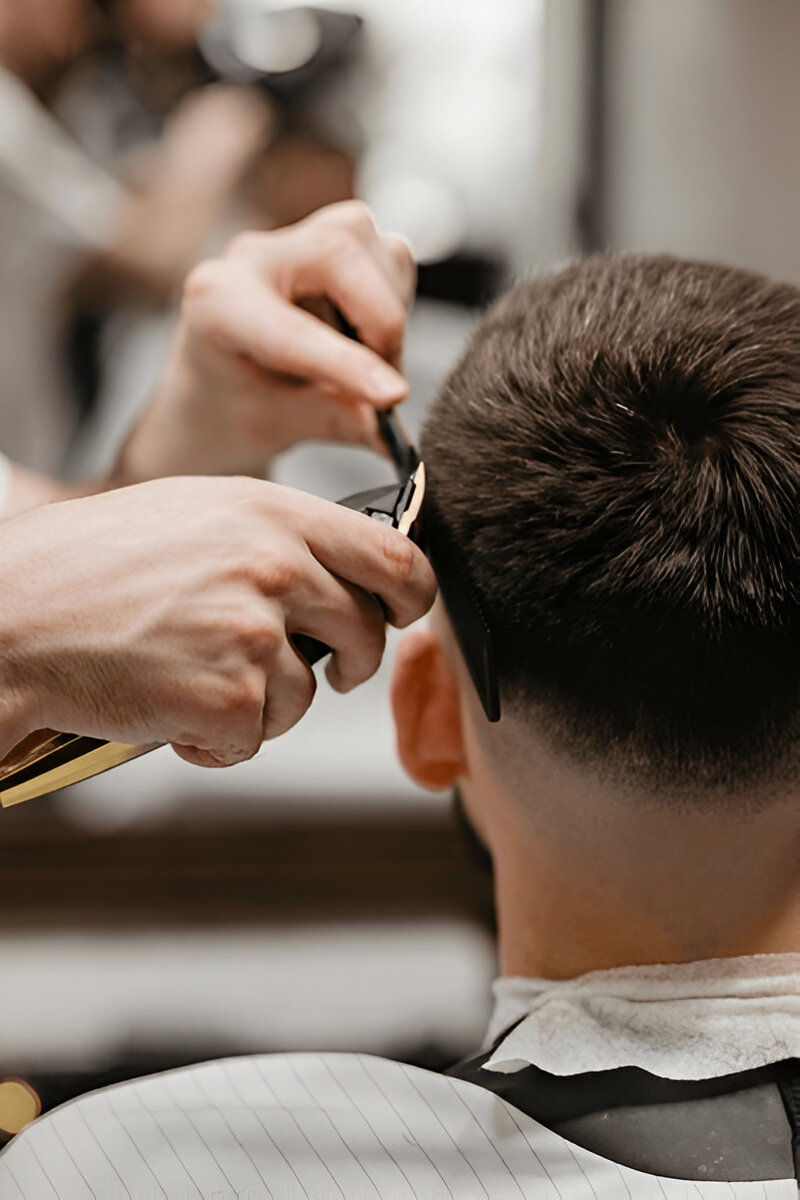 men's hairsut salon at dadar